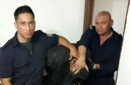 Intruso atrapado in fraganti en una casa en construcción