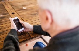 Servicio de atención telefónica a adultos mayores