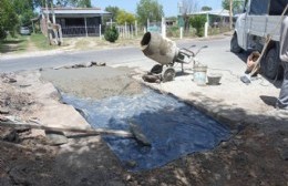 Trabajos de bacheo en Ruta 15