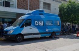 Punto Móvil del RENAPER para tramitar el DNI en Berisso