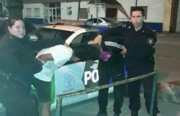 Dos jóvenes detenidos por disturbios en la vía pública