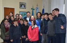Nedela recibió a alumnos del Instituto Justo Santa María de Oro