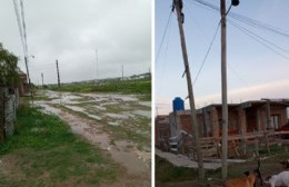 Penurias en Villa Argüello: Calles intransitables y postes de luz en el aire