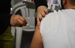Claudio Cardoso: “Hoy la salida es vacuna contra circulación”