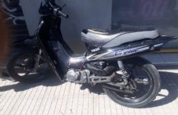 Joven detenido por circular en una moto robada