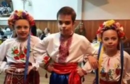 Día universal de la camisa tradicional bordada ucrania "Вишиванка"