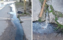Vecinos reclaman por persistente desborde de agua podrida