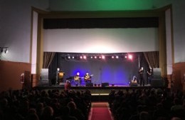 Volvió el Teatro Municipal Cine Victoria: "Se mezclan sensaciones, es una emoción muy grande"