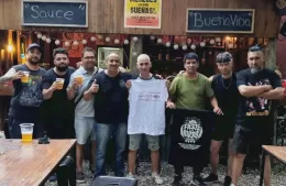 La Asociación de Cerveceros entregó ayuda económica a trabajadores de Acerías Berisso