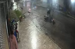 Un bache que produce accidentes en 17 entre 158 y 159