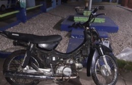 Detenido mientras robaba una moto en cercanías del Puente Roma