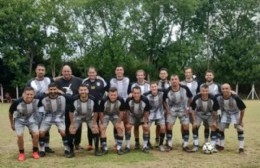 El Senior de Estrella volvió a ganar y lidera la Copa de Verano