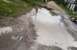 Reclamos por pérdida de agua en 163 entre 20 y 21