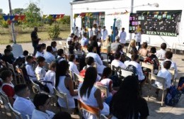 El acto central de inicio del ciclo lectivo tuvo lugar en la Escuela N° 23