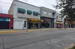 Berisso implementa relevamiento y digitalización de habilitaciones comerciales en Avenida Montevideo