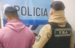 Sin documentación de la moto, se fugó hiriendo a un policía: fue entregado por su padre al rato