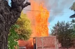 Incendio destruy&oacute; vivienda y los damnificados piden ayuda solidaria