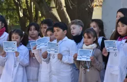 Alumnos y alumnas de 4° grado prometieron lealtad a la Bandera