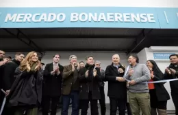 Kicillof inauguró un Mercado Bonaerense y puso en funcionamiento el primer Centro de Energías Renovables