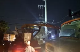 Sin luz en 134 y 10: Cagliardi acompañó a los vecinos a Edelap