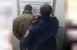 Cartón lleno: lo detuvieron por incendiar su casa e intentar agredir a su madre y a la policía