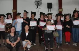 Se realizó la entrega de diplomas a adultos mayores del Taller “Memorizando-ando”