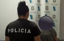 La Policía detuvo a una mujer tras un violento episodio que dejó a un hombre herido