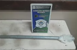 Golpeó a su ex con un caño de una pileta y se fue corriendo