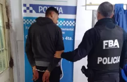 Confrontación vecinal y ataque a policías