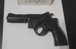 Dos adolescentes demorados por intento e robo