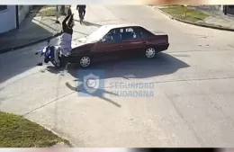 Y voló, voló: impactante siniestro vial dejó como saldo un motociclista herido