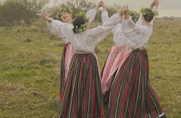 Almuerzo por el 116º aniversario de “Nemunas” y presentación de representantes culturales lituanas