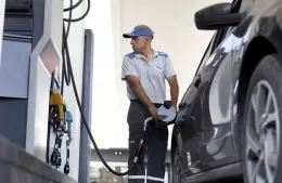 Estaciones de servicio acordaron nuevos aumentos salariales hasta octubre