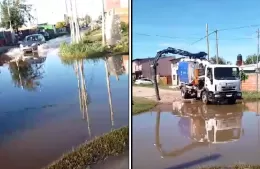 Indignación de los vecinos por las calles anegadas de 11 y 148