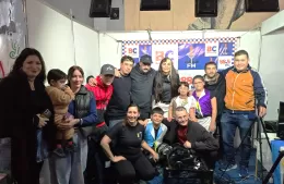 La Murga de la Nueva York la rompió en la Fiesta del Vino de la Costa