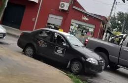 La agonía de los taxis: “Está jodido, hay que meterle horas para poder sobrevivir”