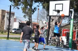 Se desarrolló el torneo de Básquet 3x3 en la cancha de la Génova