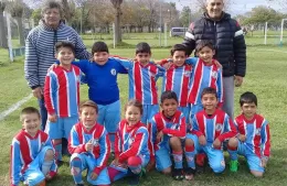 La categoría 2010 de Saladero se despidió de cancha de 7 con un título