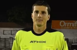 Sebastián Bresba será el árbitro para el encuentro de vuelta de Villa San Carlos