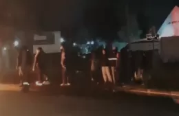 Protesta por corte de luz: vecinos interrumpen el tránsito en la Avenida 60