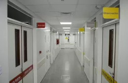 Investigan la muerte de un hombre: lo llevaron al Hospital Larraín y lo abandonaron