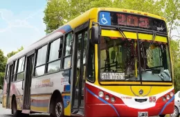 Otro sablazo a las clases populares: rige desde este este martes el aumento del colectivo