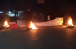 Corte de un sector de la UOCRA en Puente Roma