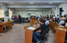 Fuertes cruces por políticas sociales, fondos para Bomberos y tasas municipales en la primera sesión del año